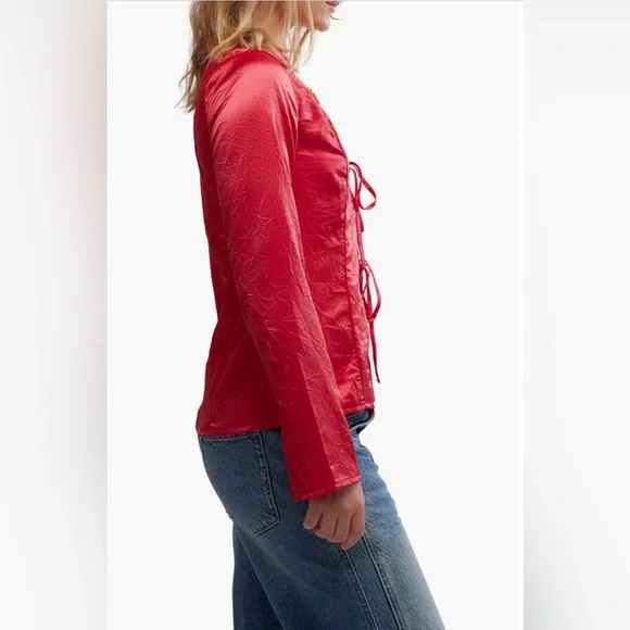 Free People Star Eyes Crinkle Red Top in Small NWOT - Picture 4 of 10